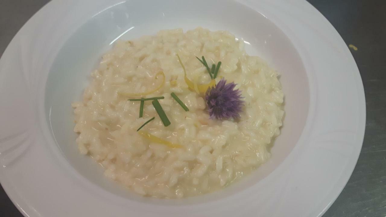 Trattoria Bar Pace Hotell Re Eksteriør bilde
